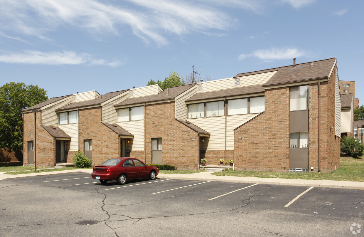 Foto principal - Parkview Square Apartments