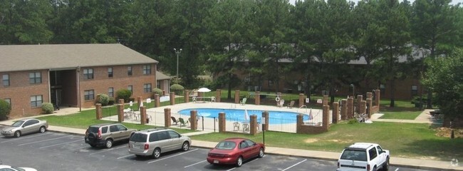 Building Photo - The Reserve at Whiskey Creek