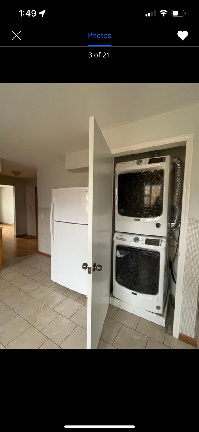 Foto del edificio - 6138 W Leland Ave