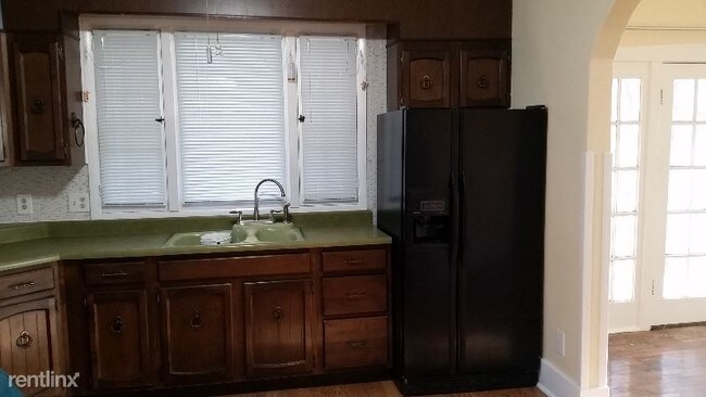 Foto del edificio - 5 br, 2 bath House - 3907 Goodnight Ave