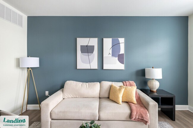 Foto del edificio - 135 Dresser Ln