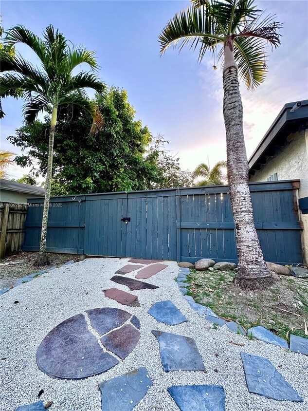 Primary Photo - 19120 SW 128th Ct