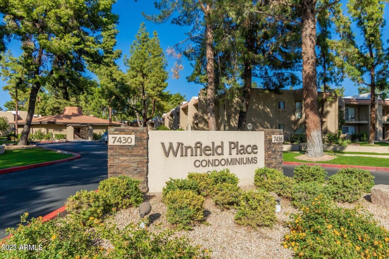 7436 E Chaparral Rd Unit B114, Scottsdale, AZ 85250 Room for Rent in