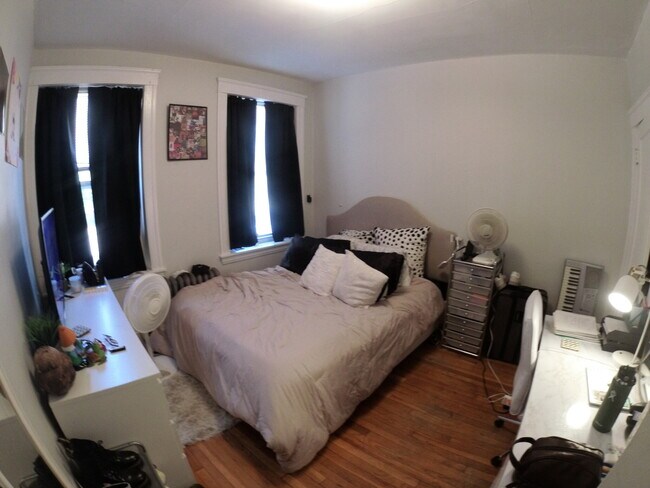 Foto del edificio - 241 Freeman St