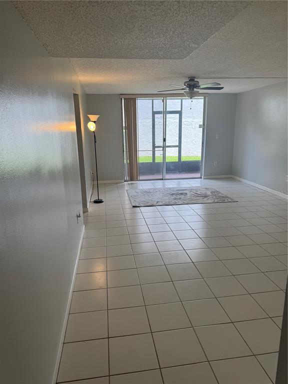 Foto del edificio - 810 Oakgrove Dr