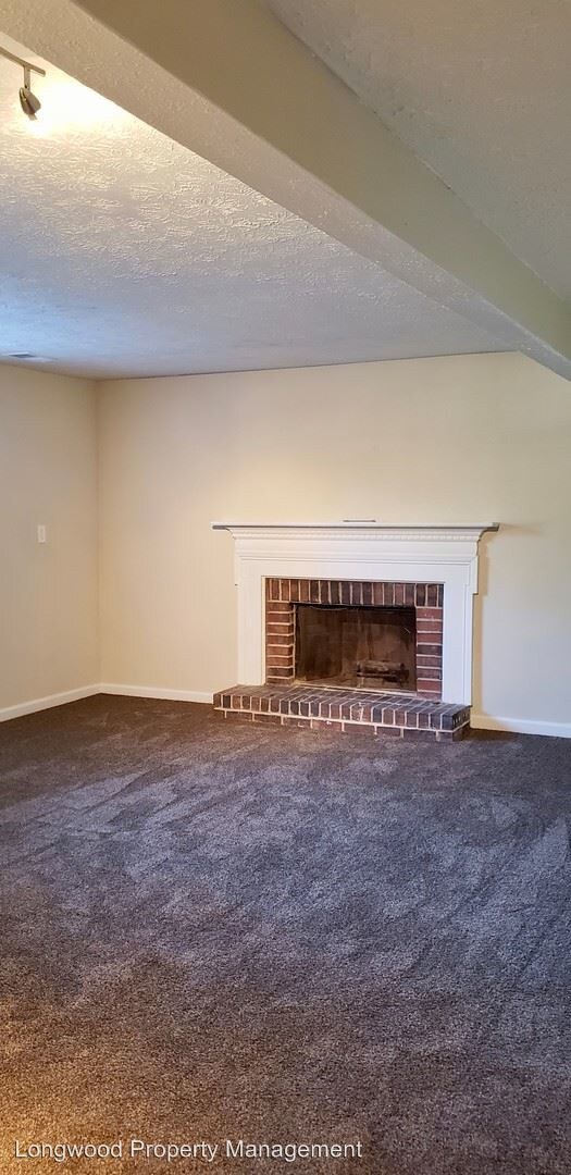 Building Photo - 4 br, 2 bath House - 5733 Cape Cod Ln