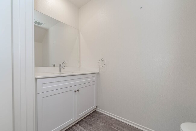 Building Photo - 10270 Artesia Blvd