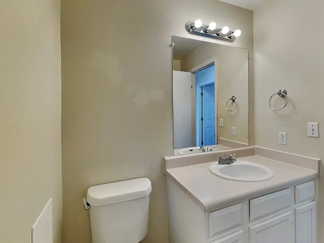 Building Photo - 2332 Fairplay St