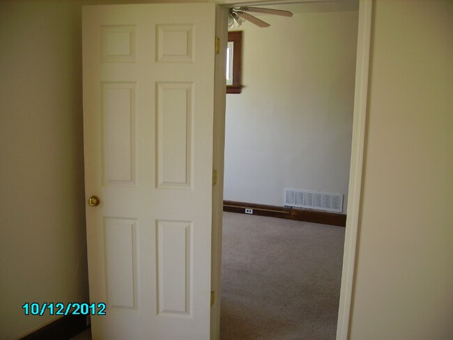 Foto del edificio - 3922 S Madison Ave