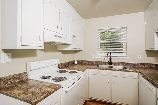Foto del edificio - Spacious Ranch Home in Huntsville