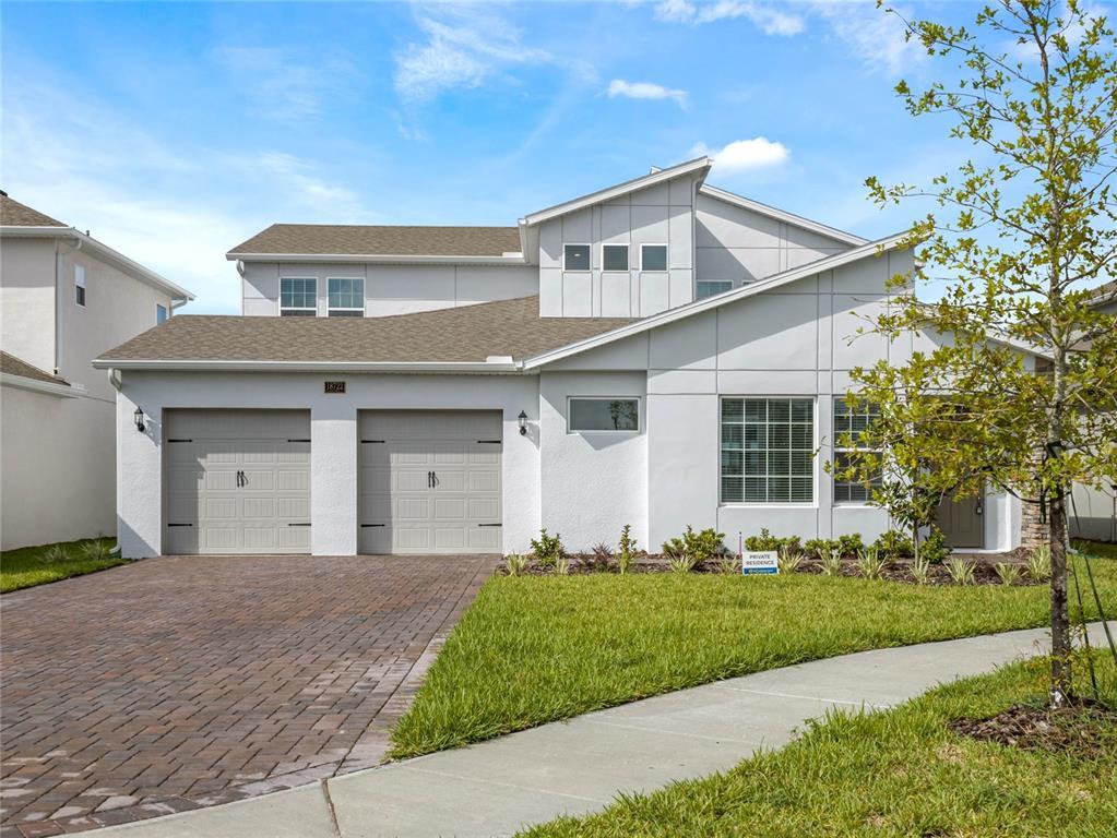 Foto principal - 18722 Planetree St