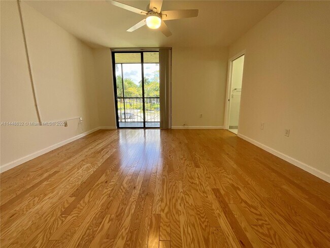 Building Photo - 8075 SW 107th Ave