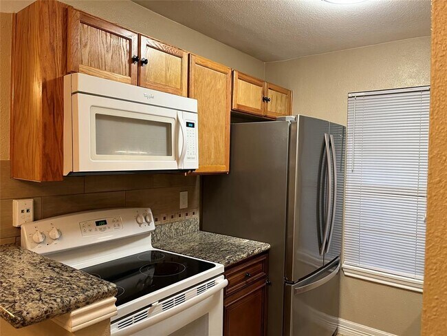 Foto del edificio - 5550 N Braeswood Blvd