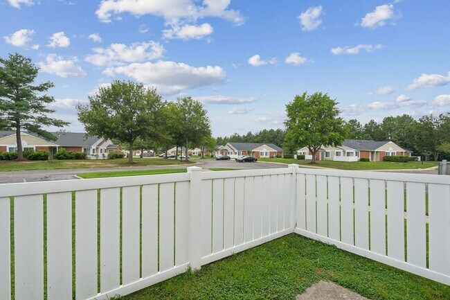 Foto del edificio - Coachman's Landing Apartments