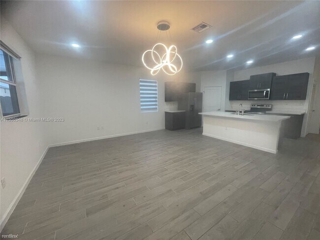 Building Photo - 3 br, 2.5 bath House - 13220 SW 271st Ter