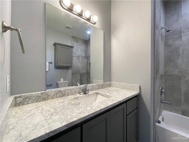 Foto del edificio - 521 N Cynthia St