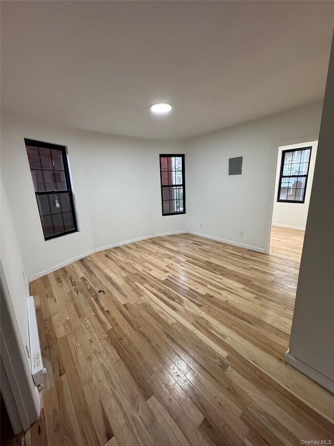 Foto del edificio - 1827 Amethyst St