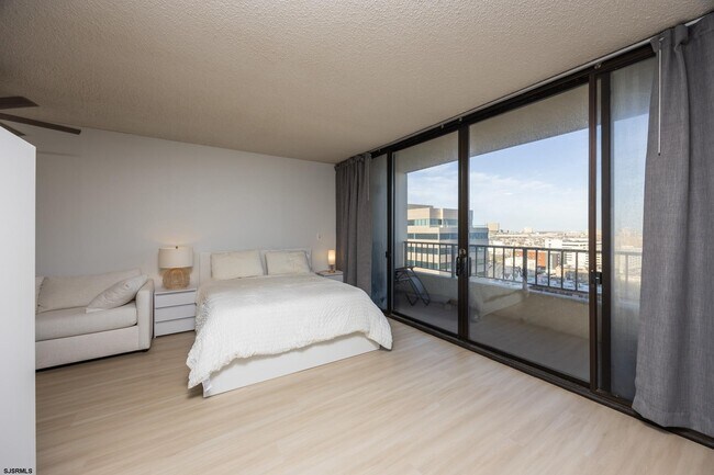 Foto del edificio - 3851 Boardwalk