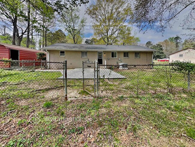 Building Photo - 3077 Sasanqua Ln SW