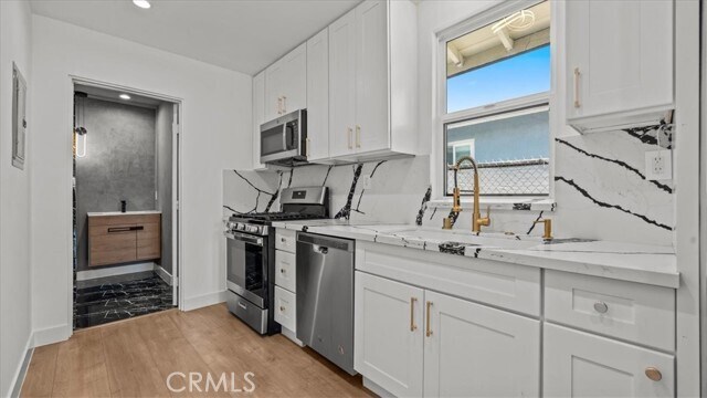 Foto del edificio - 4731 W El Segundo Blvd