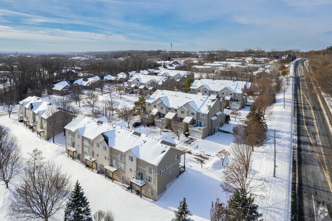 Building Photo - 376 Brickyard Dr