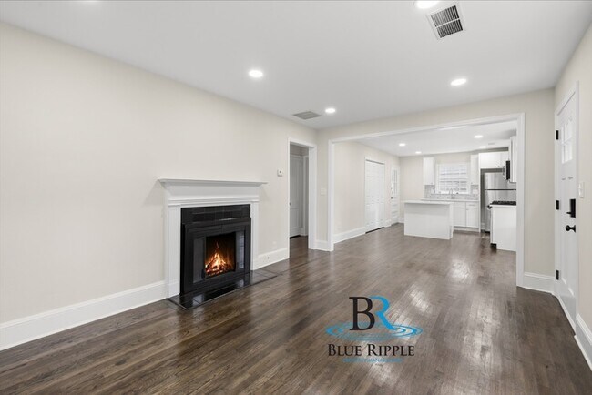 Foto del edificio - Renovated 2/1 Williams Park Smyrna across from Market Village! Fenced Yard and Pet Friendly