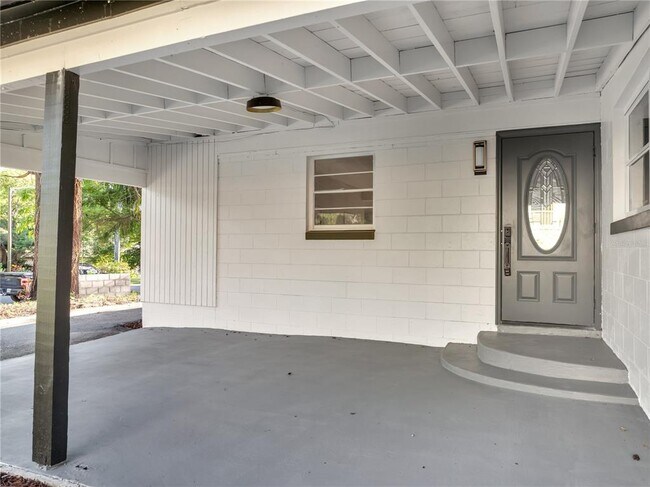 Building Photo - 7043 Carlene Dr
