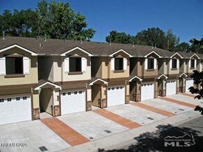 Building Photo - 646 Anderson St