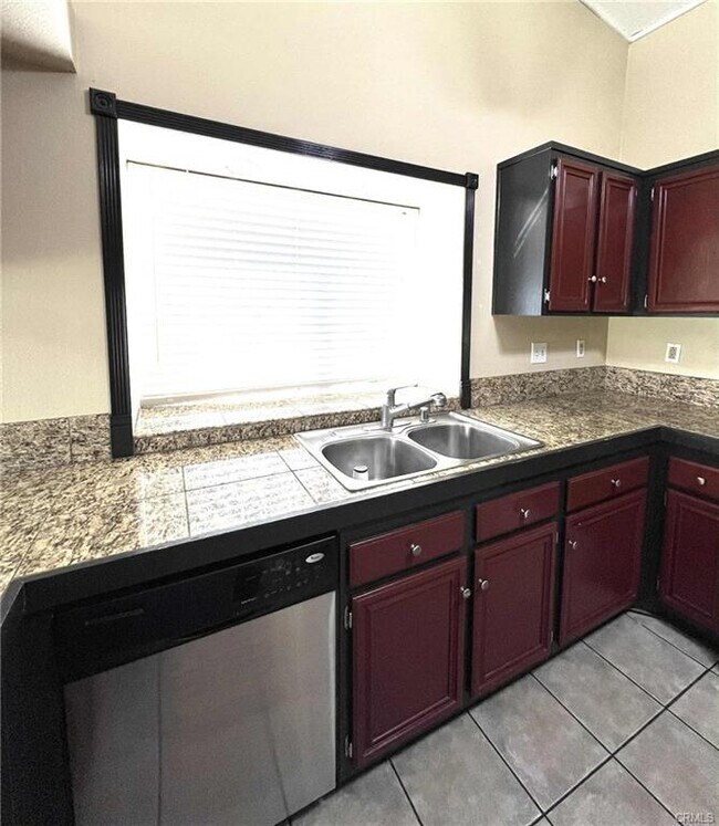 Foto del edificio - 4620 Grandview Dr