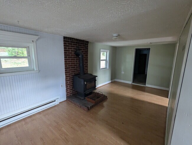 Foto del edificio - 2353 Little Georgetown Rd