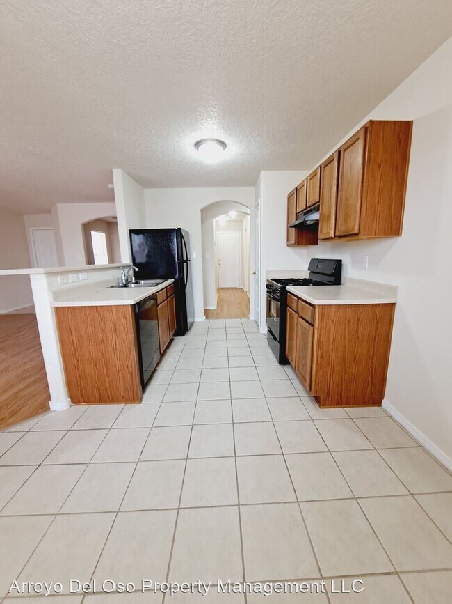 Foto del edificio - 2 br, 2 bath House - 740 Deerbrush Court SW