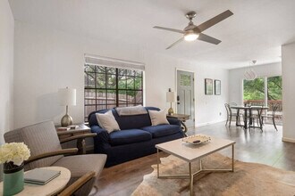 Building Photo - 802 Ramble Ln