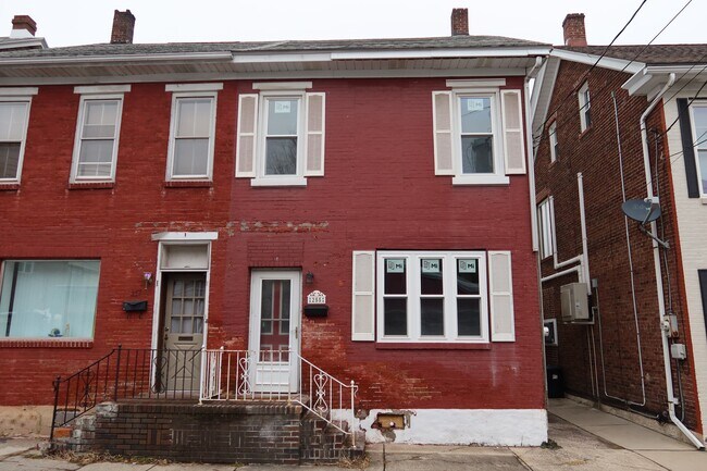 Foto del edificio - 255 W Rowe St