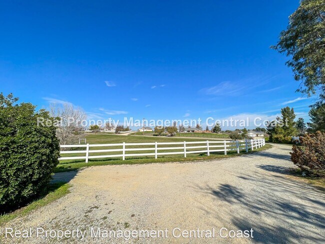 Foto del edificio - 4 br, 2 bath House - 6042 Merlot Lane