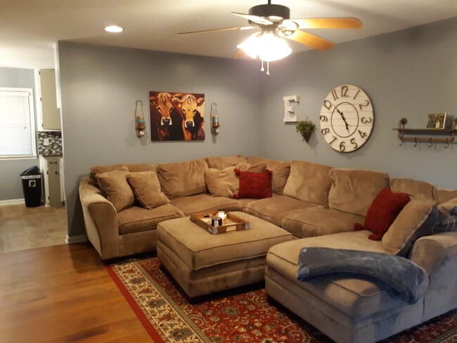 Foto del edificio - 1101 E 4th Ave