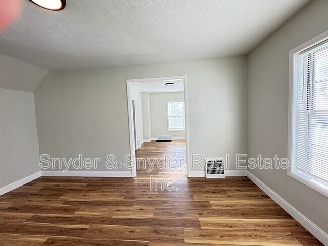 Foto del edificio - 143 Gale St