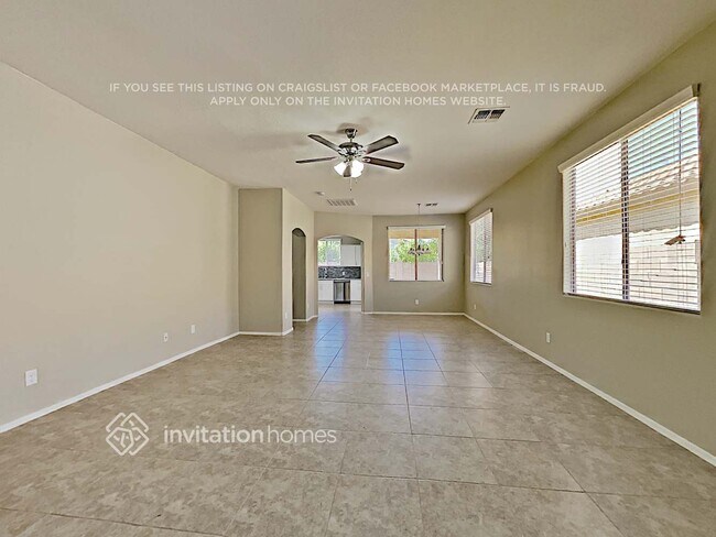 Foto del edificio - 12605 W Cercado Ln