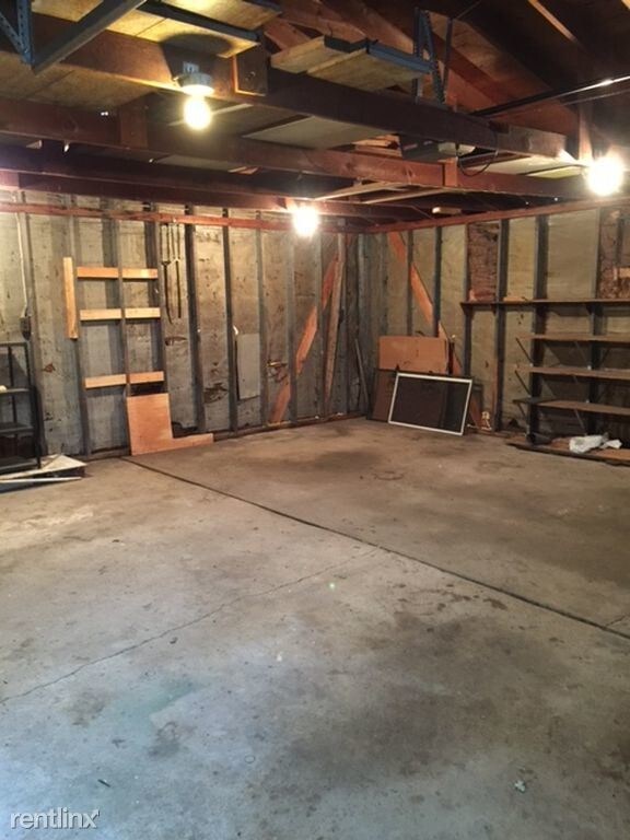 Building Photo - 2347 Ponderosa Ct