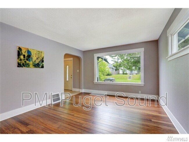 Foto del edificio - 1108 S Ridgewood Ave