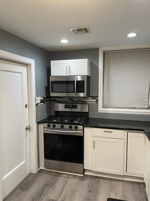 Kitchen - 6241 Haverford Ave