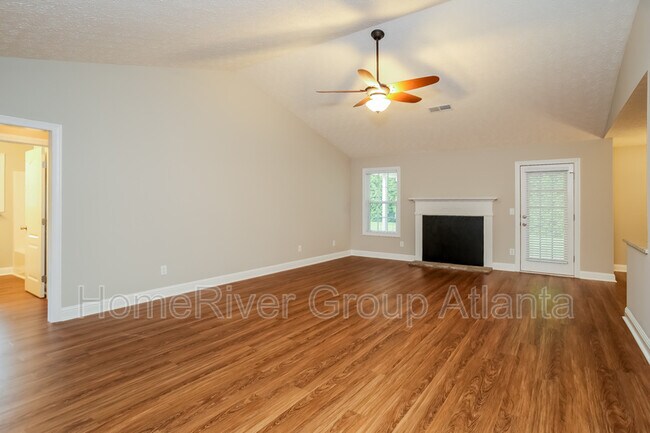 Building Photo - 434 Cooper Creek Dr
