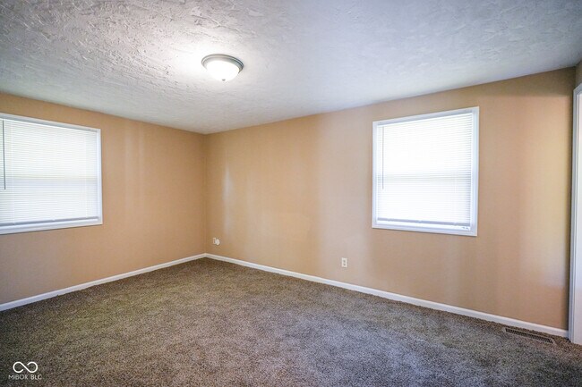 Foto del edificio - 2226 Mabel Dr