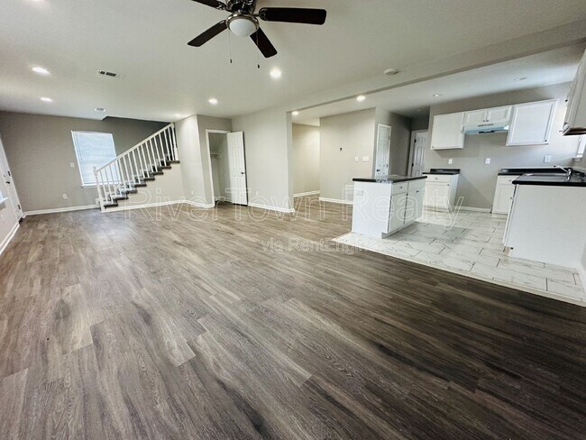 Foto del edificio - 252 N Hollywood St