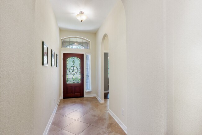 Foto del edificio - 19826 Summit Crest Ct