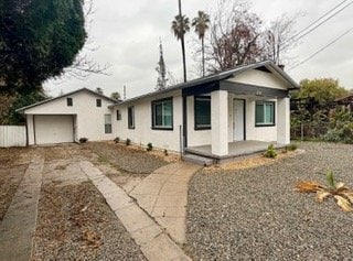 Building Photo - 1550 N Pershing Ave