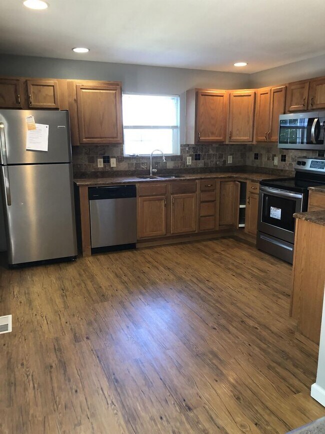 Building Photo - 1413 Seiler Court