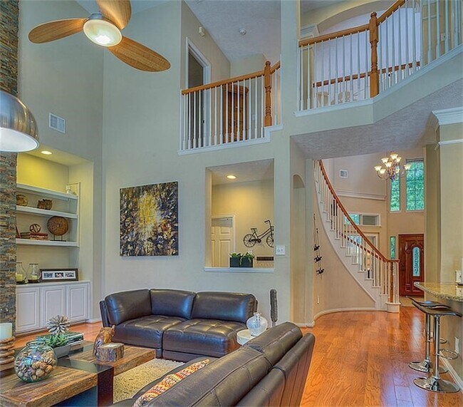 Foto del edificio - 22 Villa Canyon Pl