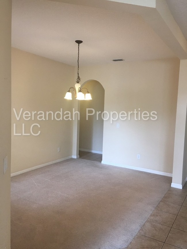 Building Photo - 705 Gordonia Ct