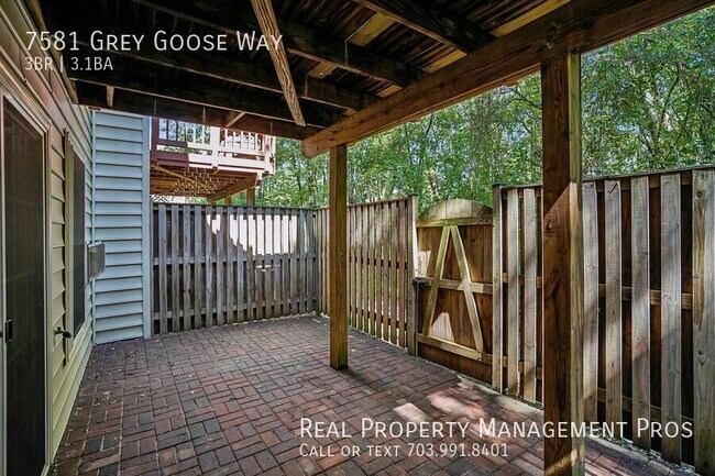 Foto del edificio - 7581 Grey Goose Way