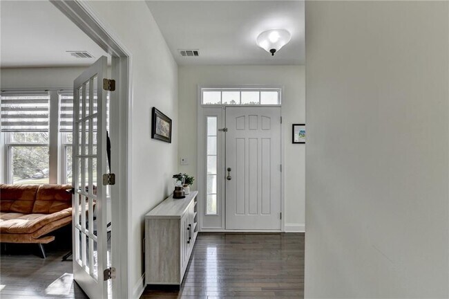 Foto del edificio - 1640 Primrose Park Rd